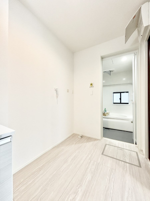 ���̑��@�L�X�Ƃ�Ƃ�̂��郉���h���[�X�y�[�X�B  