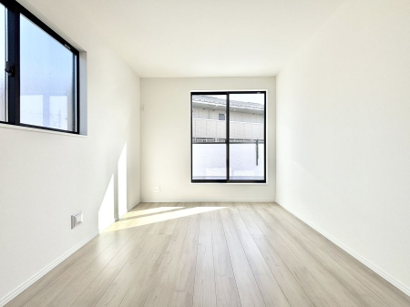 ���̑����ρ@���邢�o���R�j�[�T�C�h�ɗm����ݒu�B�ڊo�߂̗ǂ��Q���ɁB 