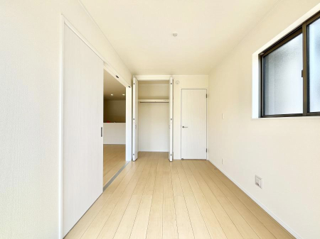 ���̑����ρ@���r���O�ׂ̗ɂ���m���B�����J�����čL�����p���邱�Ƃ��\�ł��B