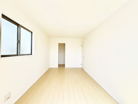 �Q���@�E�H�[�N�C���N���[�[�b�g�����邨�����B�G�߂��Ƃ̓���ւ����s�v�ŕ֗��ł��I