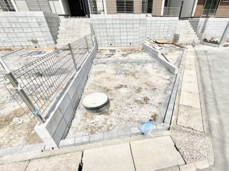 �@�����Ɍ������Ȃ����ԃX�y�[�X�B