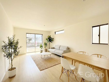 ���r���O�@���Ƒ��̓��₩�Șb�����ŕ�܂�閾�邢���r���O  ���Ƌ��CG�ł�