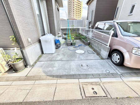 �@�����Ɍ������Ȃ����ԃX�y�[�X�B