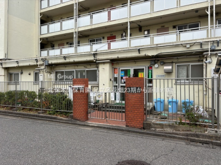 ���ӊ��@�c�t���E�ۈ牀 910m �k�ۖ؊ԕۈ牀