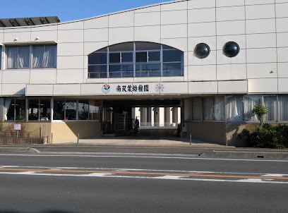 ���ӊ��@�c�t���E�ۈ牀 200m �w�Z�@�l ��o�t�c�t��