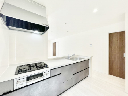 �L�b�`���@���������Ȃ��炲�Ƒ��Ƃ̉�b���y���߂�ΖʃJ�E���^�[�L�b�`��