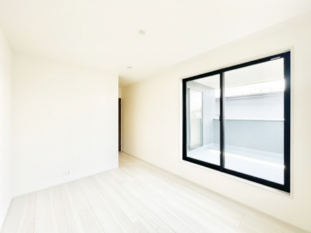 ���̑����ρ@�o���R�j�[���J�������v���X���Ă����m��