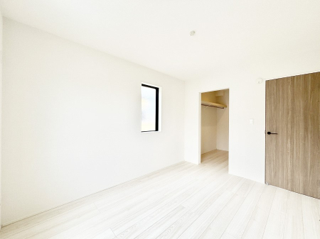 �Q���@�E�H�[�N�C���N���[�[�b�g�����邨�����B�G�߂��Ƃ̓���ւ����s�v�ŕ֗��ł��I