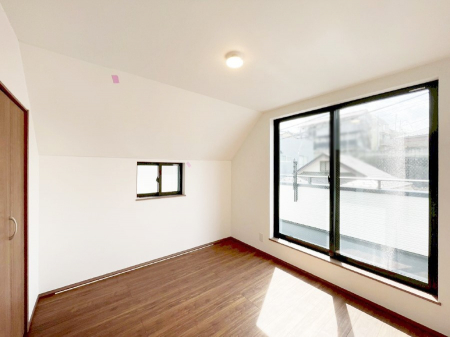 �Q���@���邢�o���R�j�[�T�C�h�ɗm����ݒu�B�ڊo�߂̗ǂ��Q���ɁB 