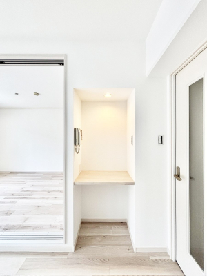 ���̑����ρ@���r���O�ɂ���J�E���^�[�͂��Ƒ��̎ʐ^��C���e���A�̏���I�Ƃ��Ă����o�ł��܂�