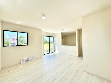 ���̑����ρ@���邢�z���������A�����̕��͋C�ɖ��������_�C�j���O�B   