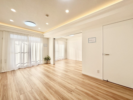 ���̑����ρ@�Ƒ������R�ƏW�܂�e���̃X�y�[�X�ɂȂ肻�� 