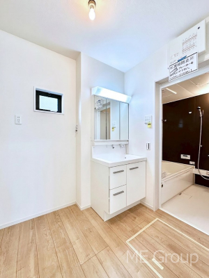 ���̑��@�������̂�����K��Ԃł��B�����̐g�x�x���C�����ǂ����g�������܂��B 