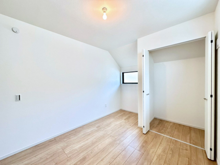 �q�������@�q�������ɂ��������߂Ȏ��[�X�y�[�X�����Ղ�̋���