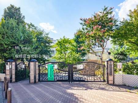 ���ӊ��@���w�Z 720m ���旧�k�쏬�w�Z