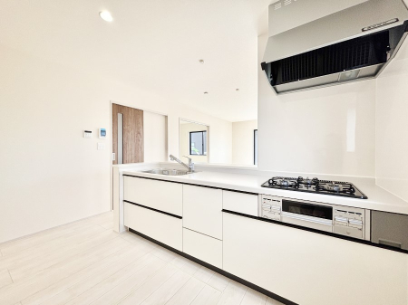 �L�b�`���@��Ƃ肠��L�b�`���ł͂��Ƒ��Ɗy�������������ł��܂��B