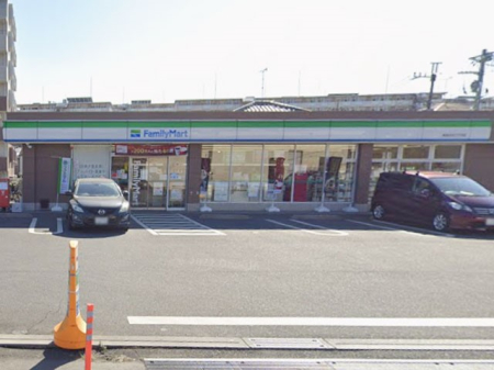 ���ӊ��@�R���r�j 330m �t�@�~���[�}�[�g�a�����q�O���ړX