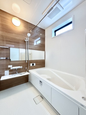 �����@����̔�����₷��؂ȃo�X�^�C���B�������Ƃ����C���y����Ŕ����Ƃ肽���ł��ˁI  