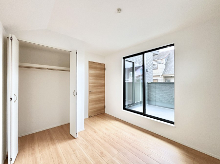 �q�������@�q�������ɂ��������߂Ȏ��[�X�y�[�X�����Ղ�̋���