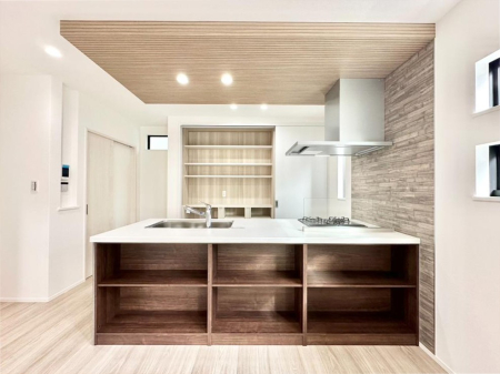 ���̑����ρ@�L�b�`���J�E���^�[�̉��ɂ����[�I���������Ă��������ł���