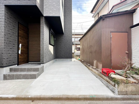 �@�����Ɍ������Ȃ����ԃX�y�[�X�B