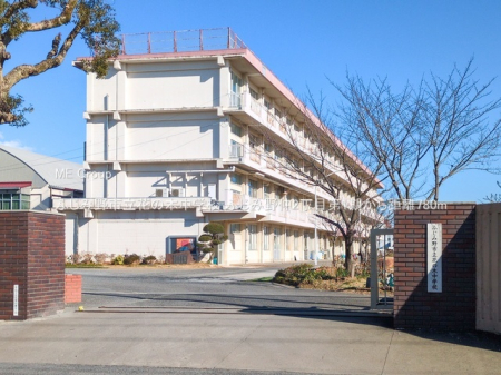 ���ӊ��@���w�Z 780m �ӂ��ݖ�s���Ԃ̖ؒ��w�Z