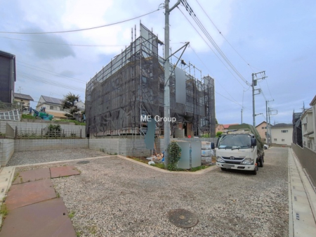 ���̑����ρ@�O�ʋ��̗��ɁA���ϕi��q���p�i�Ȃǂ����[�\�B���ʑ����������ƕۂ��܂��I