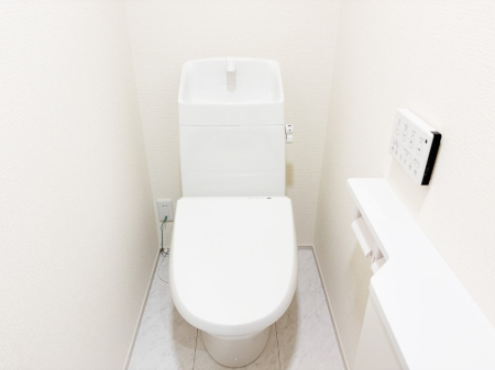 �g�C���@�g�C���͉������@�\�t��