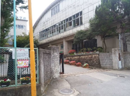 ���ӊ��@���w�Z 210m ����s�����P�J���w�Z