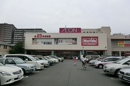 ���ӊ��@�V���b�s���O�Z���^�[ 1200m �C�I���^�E���c���ŋv��